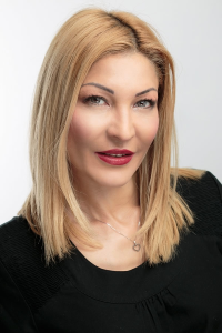 Picture of Daniela Popoiu